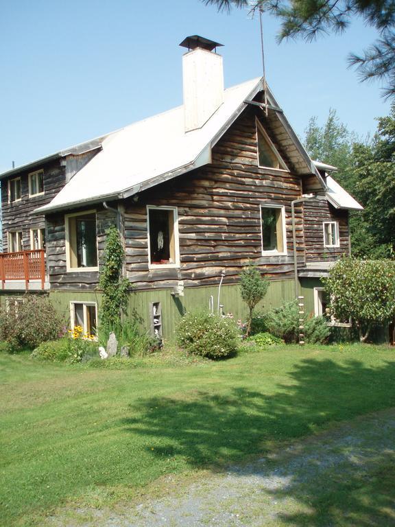 B&B Pinorama Sutton Exterior photo